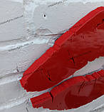 Червоні губи як декор на стіну в салон краси, фото 7