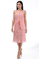 Женское платье сарафан без рукавов прошва розовый с поясом на пуговицах спереди футляр ниже колена по фигуре