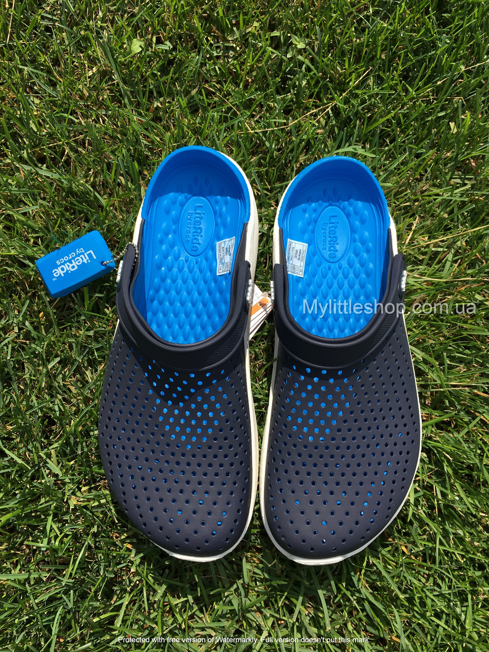 Crocs literide best sale navy blue