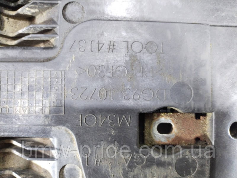 Крепление аккумулятора Ford Fusion 2.5 2014 (б/у) - фото 5 - id-p1437797856