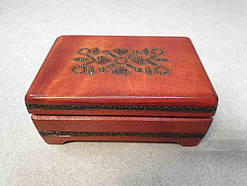 Б/У Дерев'яна скринька