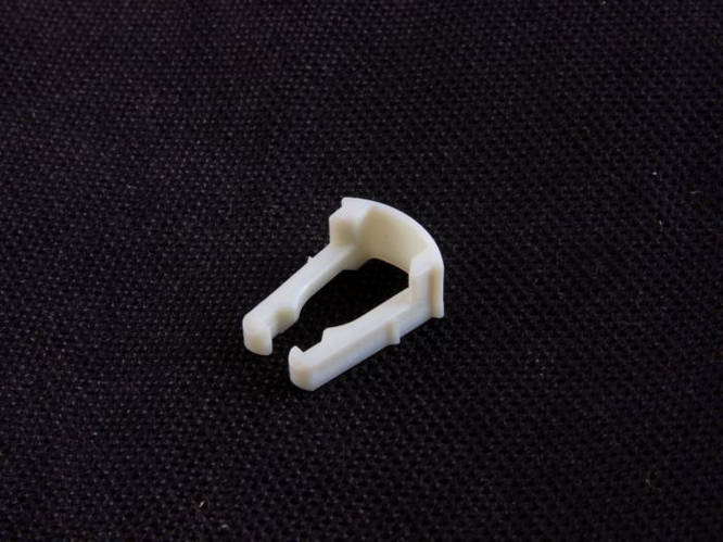 Купить Фиксатор топливного шланга "GM" ( вилка ) Aveo, Lacetti, Epica ...