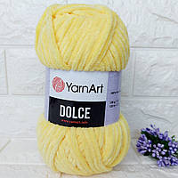 Плюшевая пряжа YarnArt Dolce 761 жёлтый