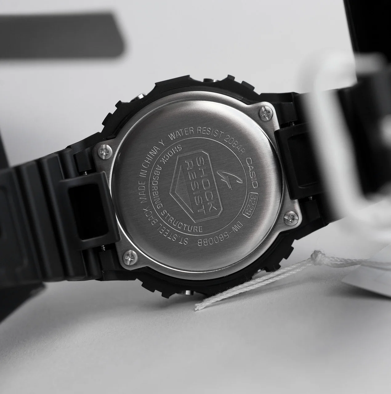 Водонепроницаемые часы мужские наручные оригинальные Япония Casio G-Shock DW-5600BB-1ER с полимерным ремешком - фото 6 - id-p1054168565