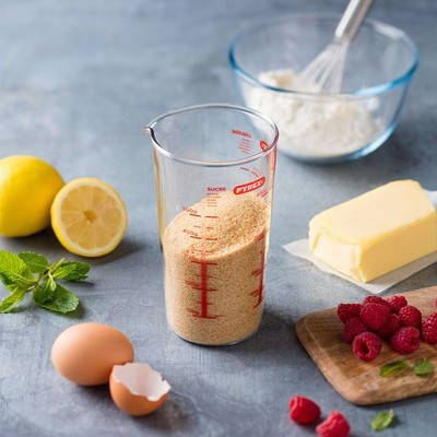 Мірний стакан скляний для рідини і сипучих продуктів PYREX CLASSIC 0.5 л, фото 3