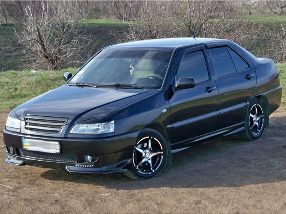 Вії на фари Chery Amulet 2003+ Накладки фар авто Бровки для Чері Амулет, фото 1
