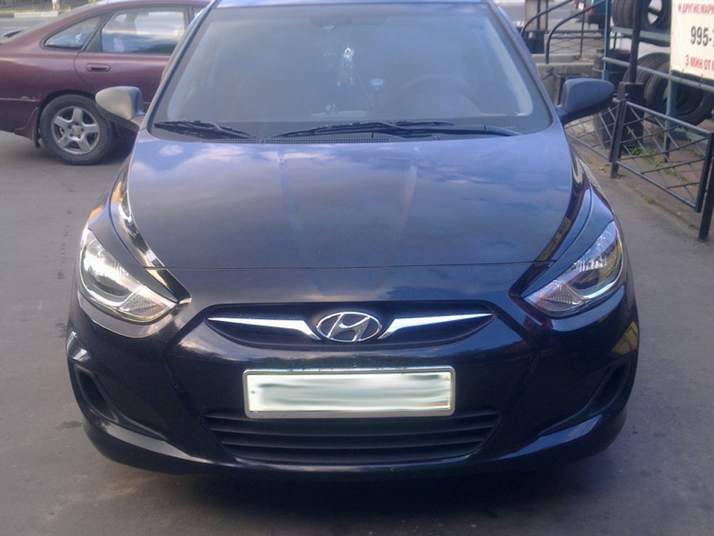 Вії на фари Hyundai Accent 2010-2016 Накладки фар авто Бровички для Хюндай Акцент, фото 1