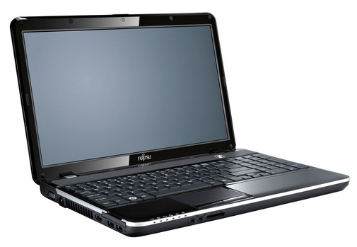Ноутбук Fujitsu LIFEBOOK AH531-Intel-Core-i5-2450M-2,5GHz-4Gb-DDR3-250Gb-HDD-DVD-R-W15,6-HD-Web-(B-)-Б/В
