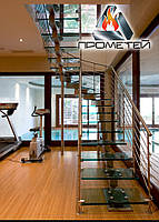П-образная лестница со стекла и металла на монокосоуре - индивидуальные проекты и строительные работы