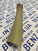 Обшивка кришки багажника справа Mercedes W164 A1647402470