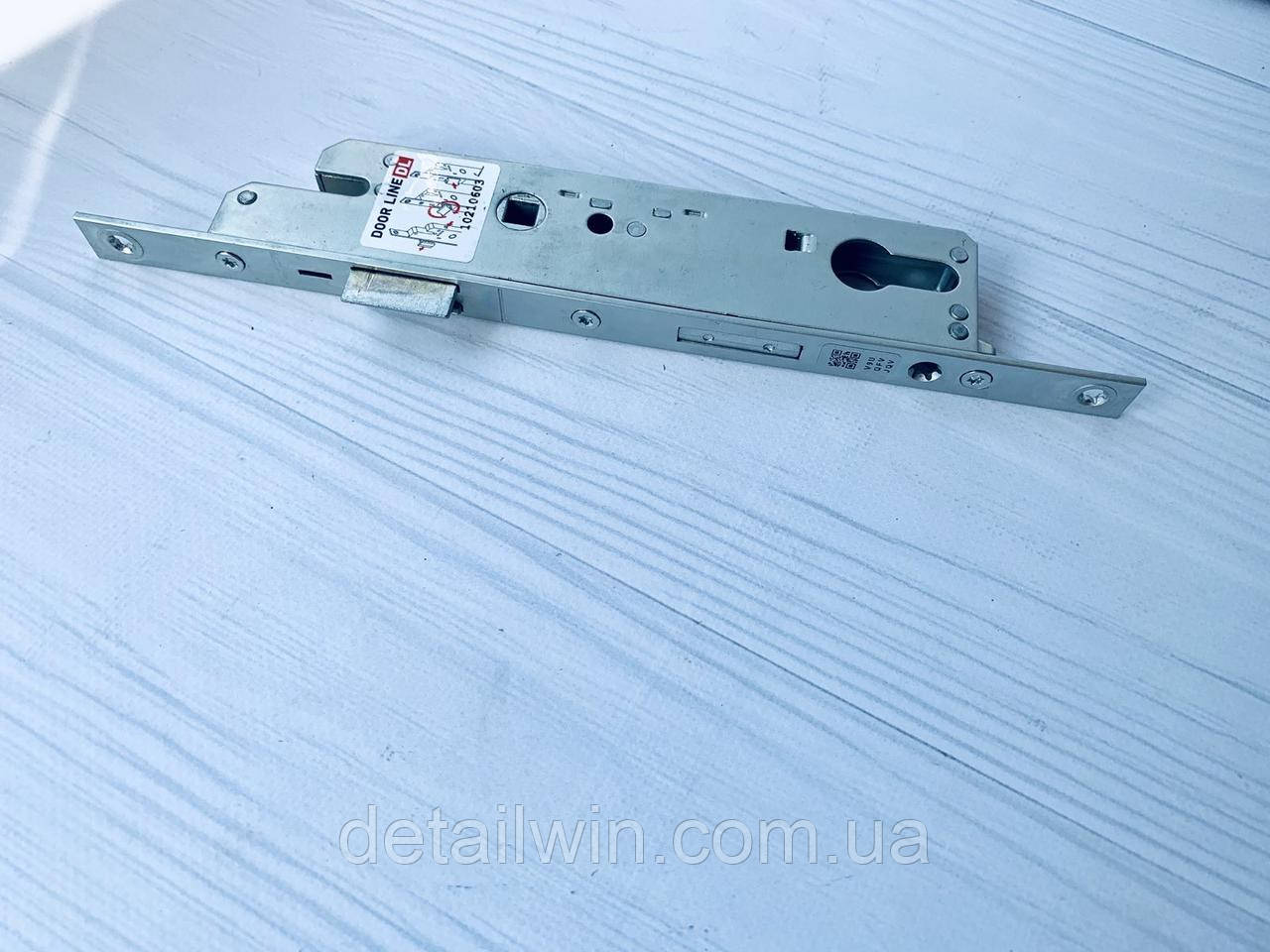 メメ出品 3197250002_w640_h640_zamok-