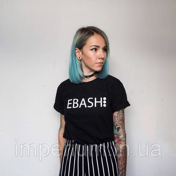 Чорна стильна футболка з білим логотипом ebash, фото 1