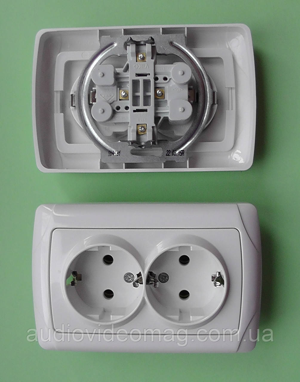 Розетка подвійна з заземленням Vi-KO Carmen, біла, фото 1