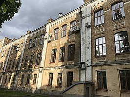 Мийка вікон квартир