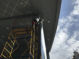 Мийка вікон багатоповерхових будинків