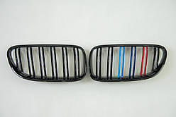 Ніздрі на BMW 3 Series E92 / E93 2010-2013 рік M-color ( Подвійні M-Look )