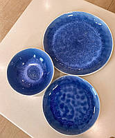 Большая керамическая тарелка, блюдо ярко-синего цвета "Кюрасао" 27,5 см