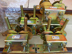 Привід роз'єднувача РЛНДз типу ПРНз-10