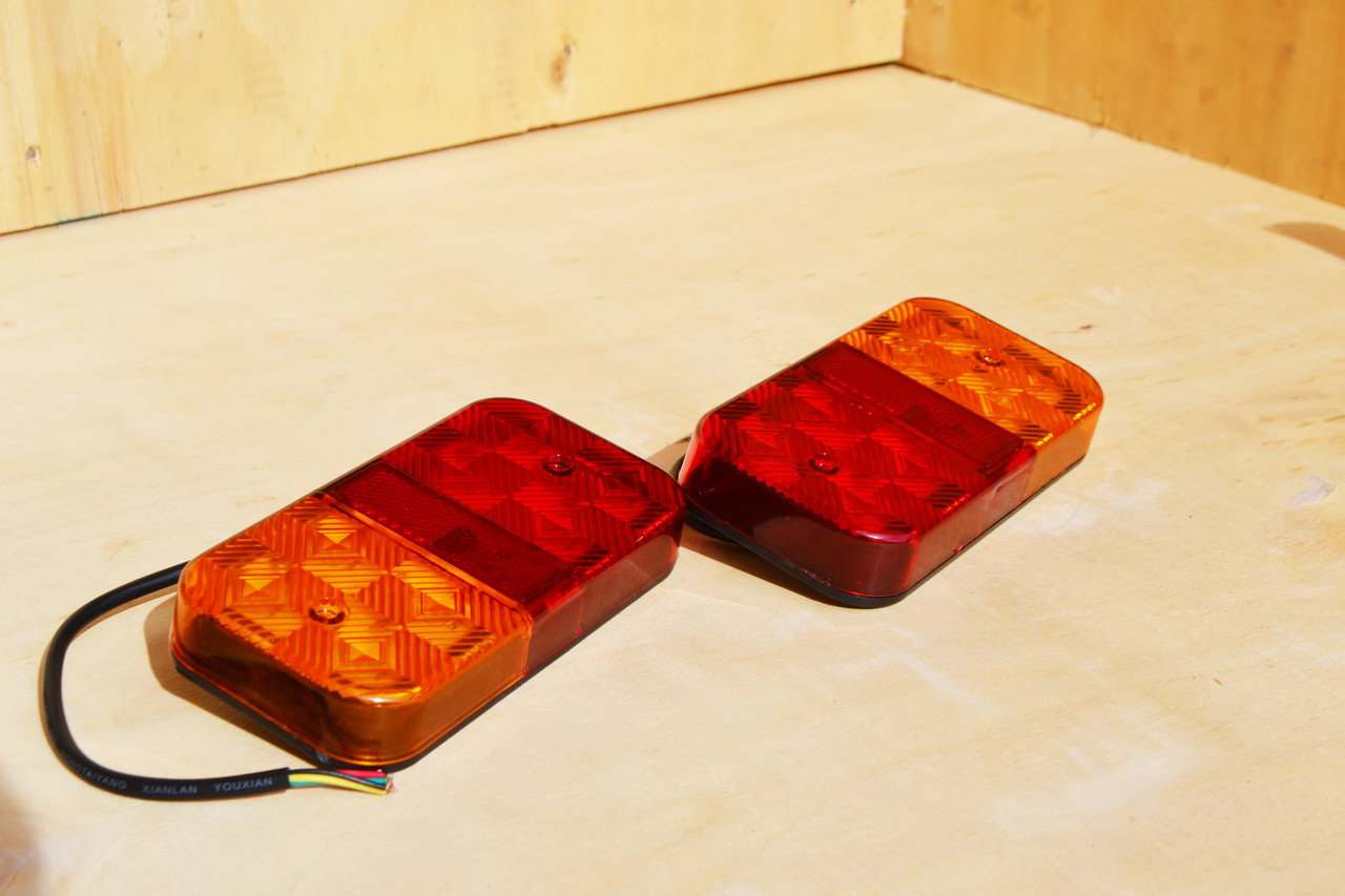 Ліхтар задній LED (12v 150мм х 80мм х 22мм), фото 1