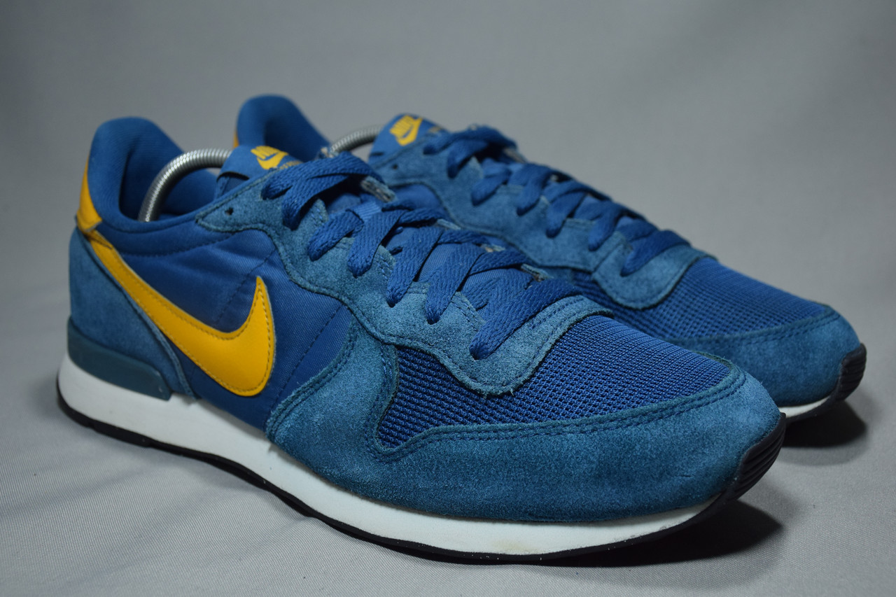 Nike internationalist clearance 43
