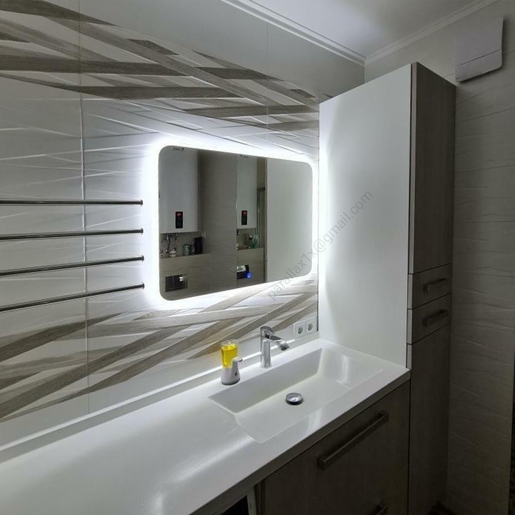 Дзеркало з контурною LED-підсвіткою, 600х800 мм, KP 52