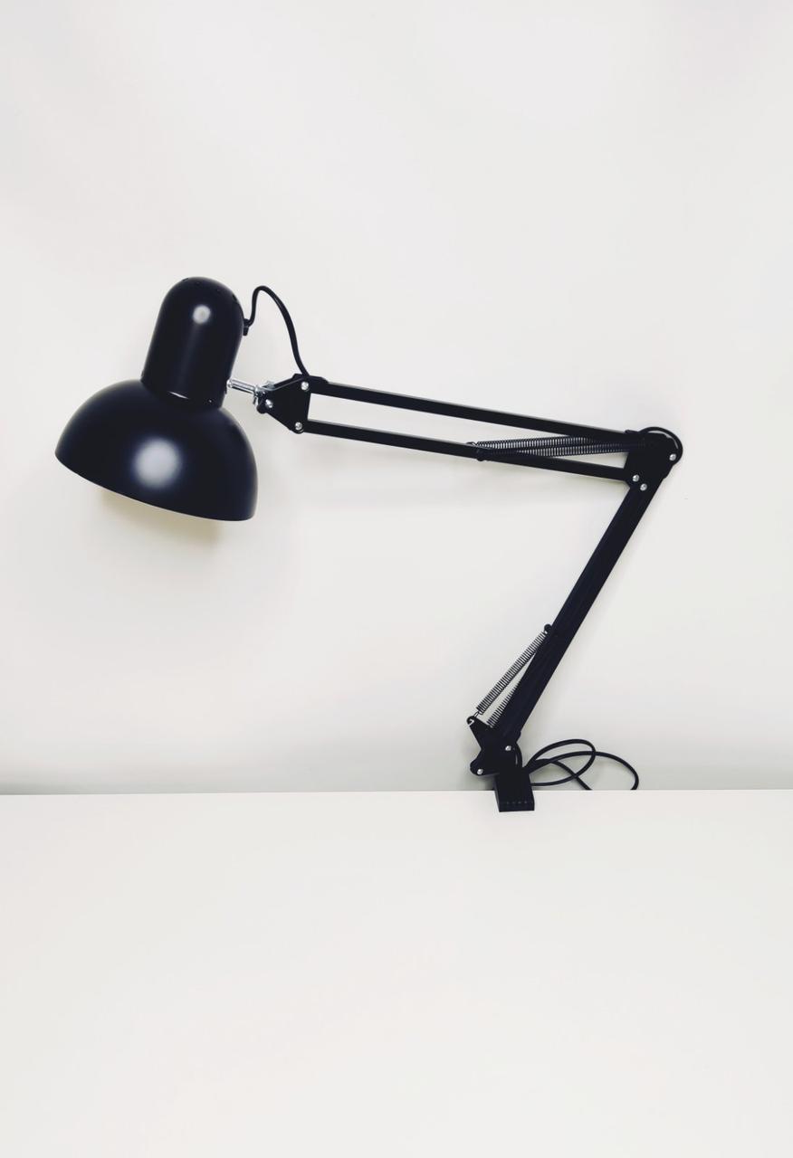 Настольная лампа для маникюра на струбцине черная Desk lamp - фото 3 - id-p1440566045