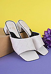 Білі жіночі шльопанці на підборах, розмір 35, фото 3