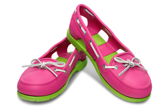 Crocs on line top