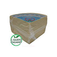 Сир твердий Asiago Pesetto 1 / 4 кг