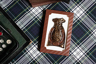 Шоколадна фігура Мішечок щастя для дружини