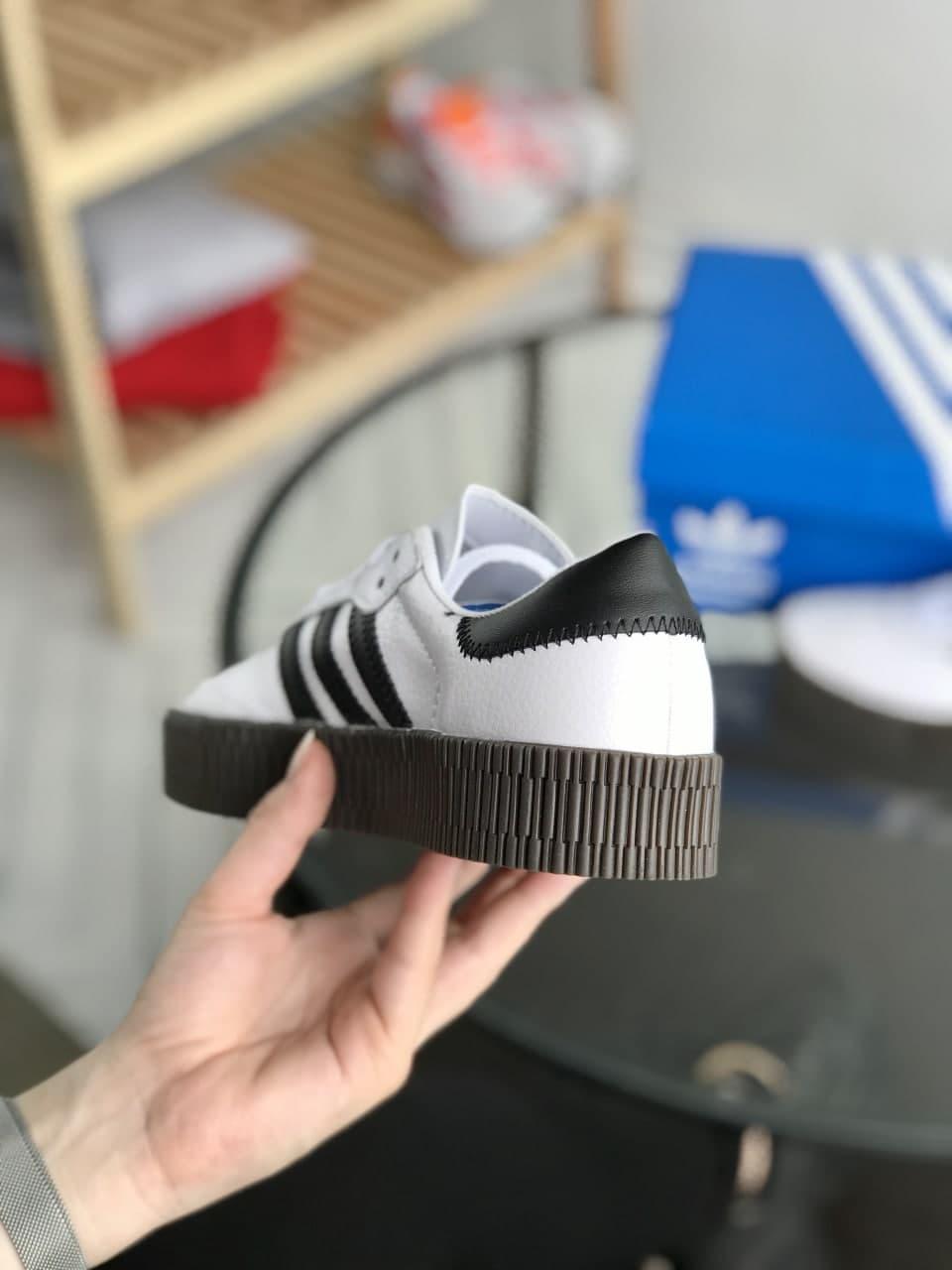 Купить Женские кроссовки черно-белые Адидас Самба. Женские кроссы ...