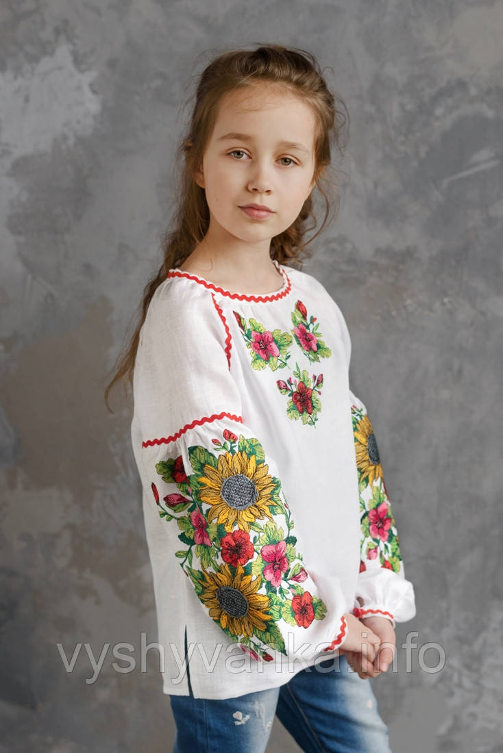 Біла дитяча вишиванка для дівчинки "соняхи", арт. 4343
