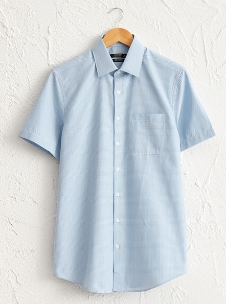 Біла чоловіча сорочка LC Waikiki/ЛС Вайкі з кишенею на грудях, у синьо-блакитну карту