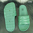 Жіночі гумові шлепанці сланці "Полоски" різні кольору, фото 3