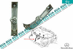 Розпірка елемента жорсткості/ опори радіатора/(твагу) A2106201385 Mercedes/МЕРСЕДЕС E-CLASS 1995-/