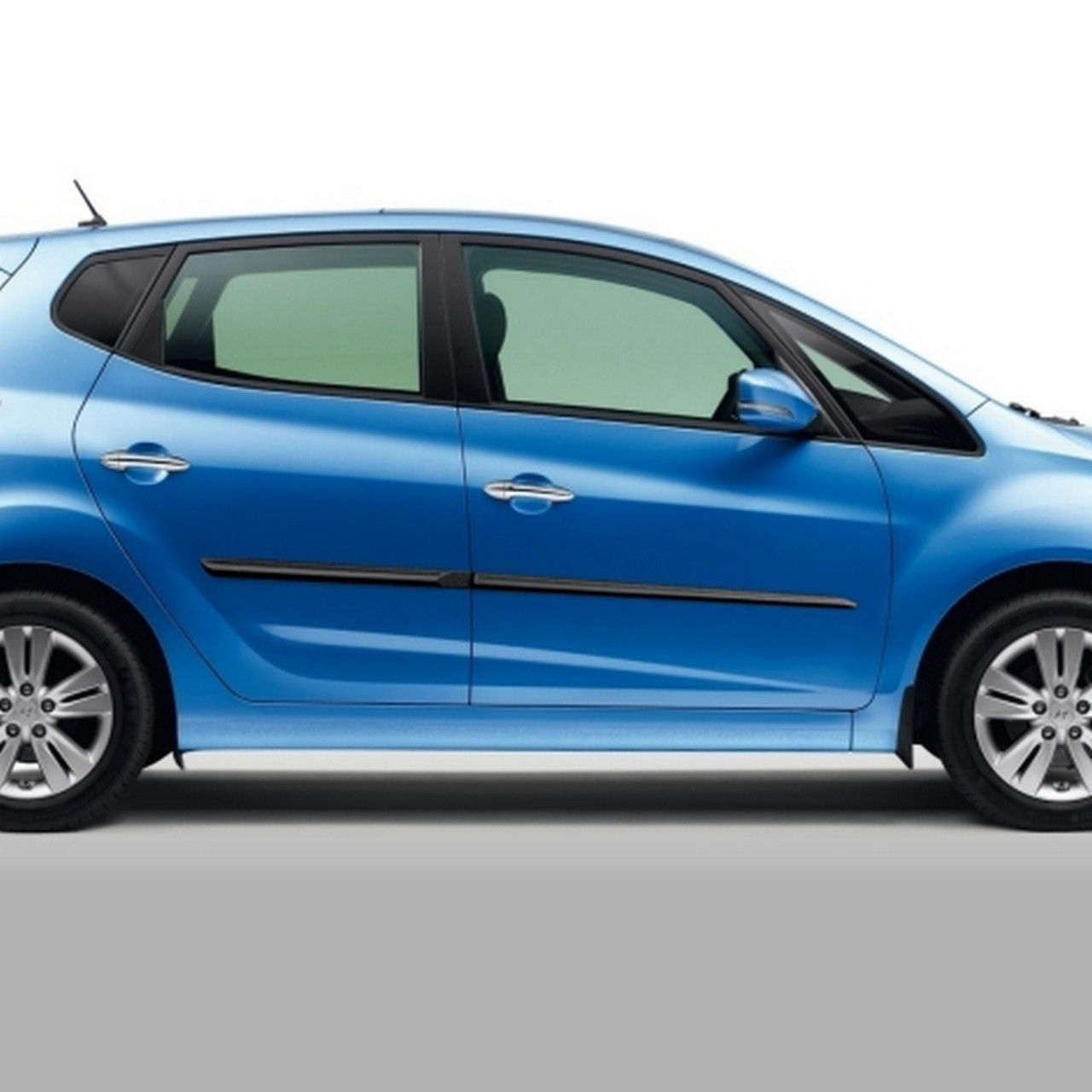 Молдинги на двері для Hyundai iX20 2010-2012 / lift. 2012-2019, фото 1