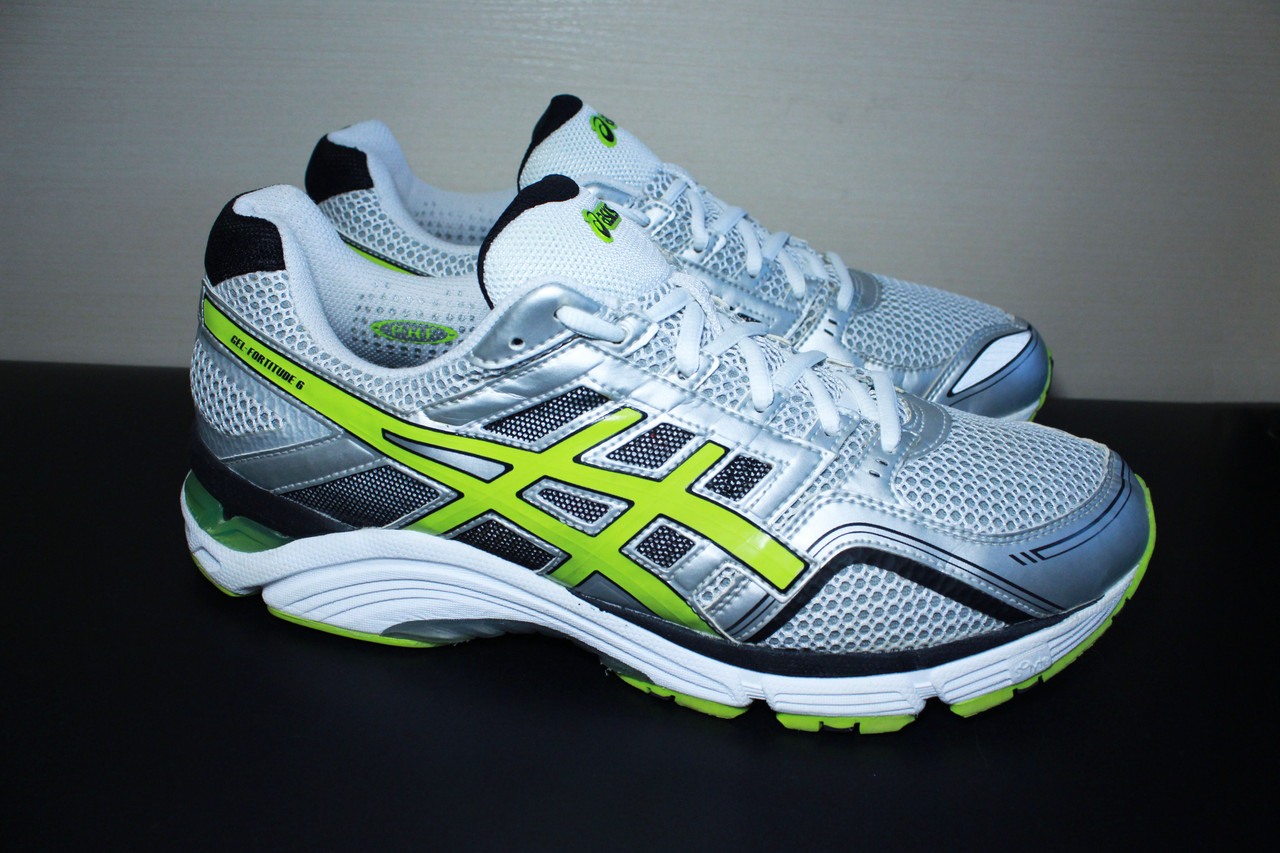 asics neutral womens shoes