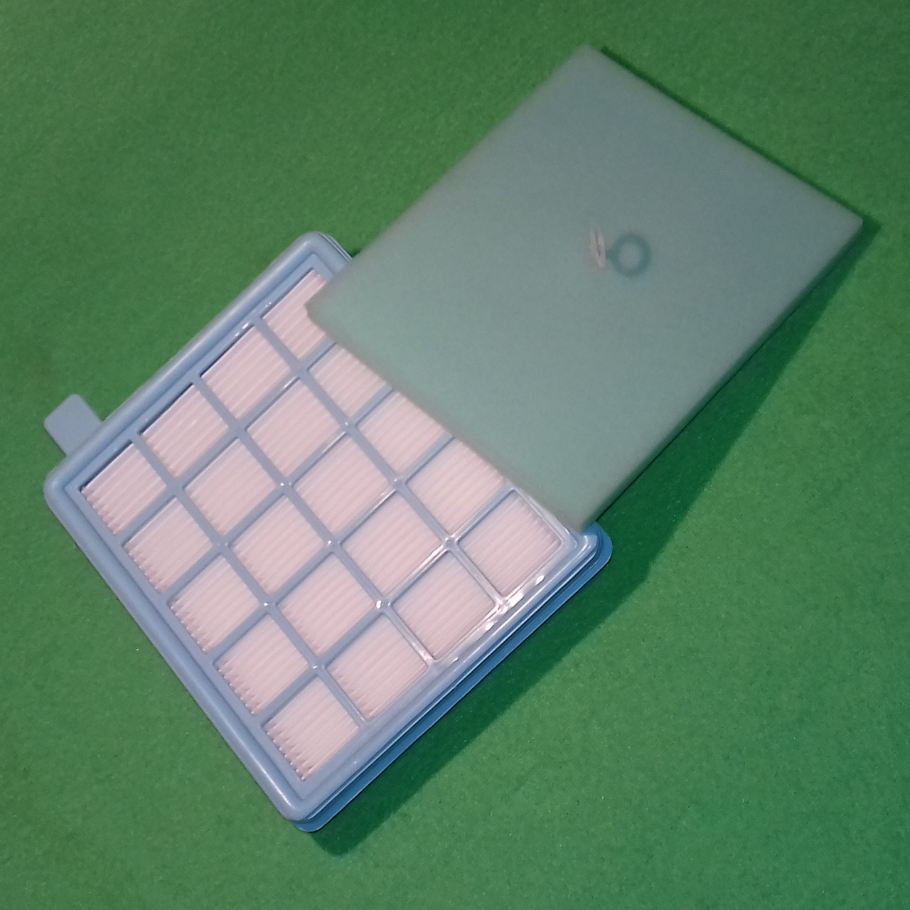 HEPA фільтр контейнера CP0252/01 (в зборі) до пилососа Philips 432200493801