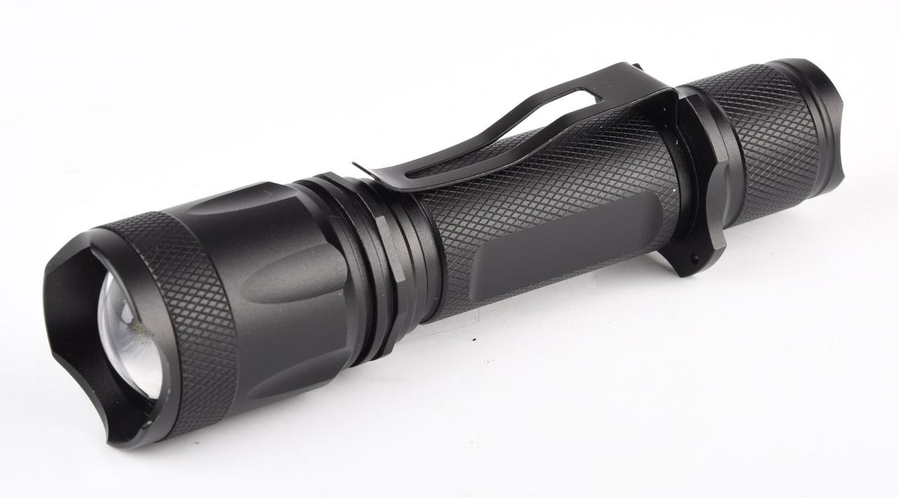 Ліхтар ручний Quantum QM-FL1010 10W LED c zoom-фокусом перезарядний з USB серія Techno