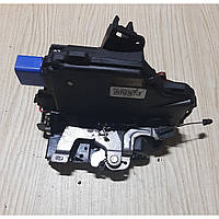 Замок дверей передньої лівої Skoda Roomster