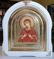Икона Пресвятая Богородица Семистрельная в белом арочном киоте, размер 28*25, лик 15*18