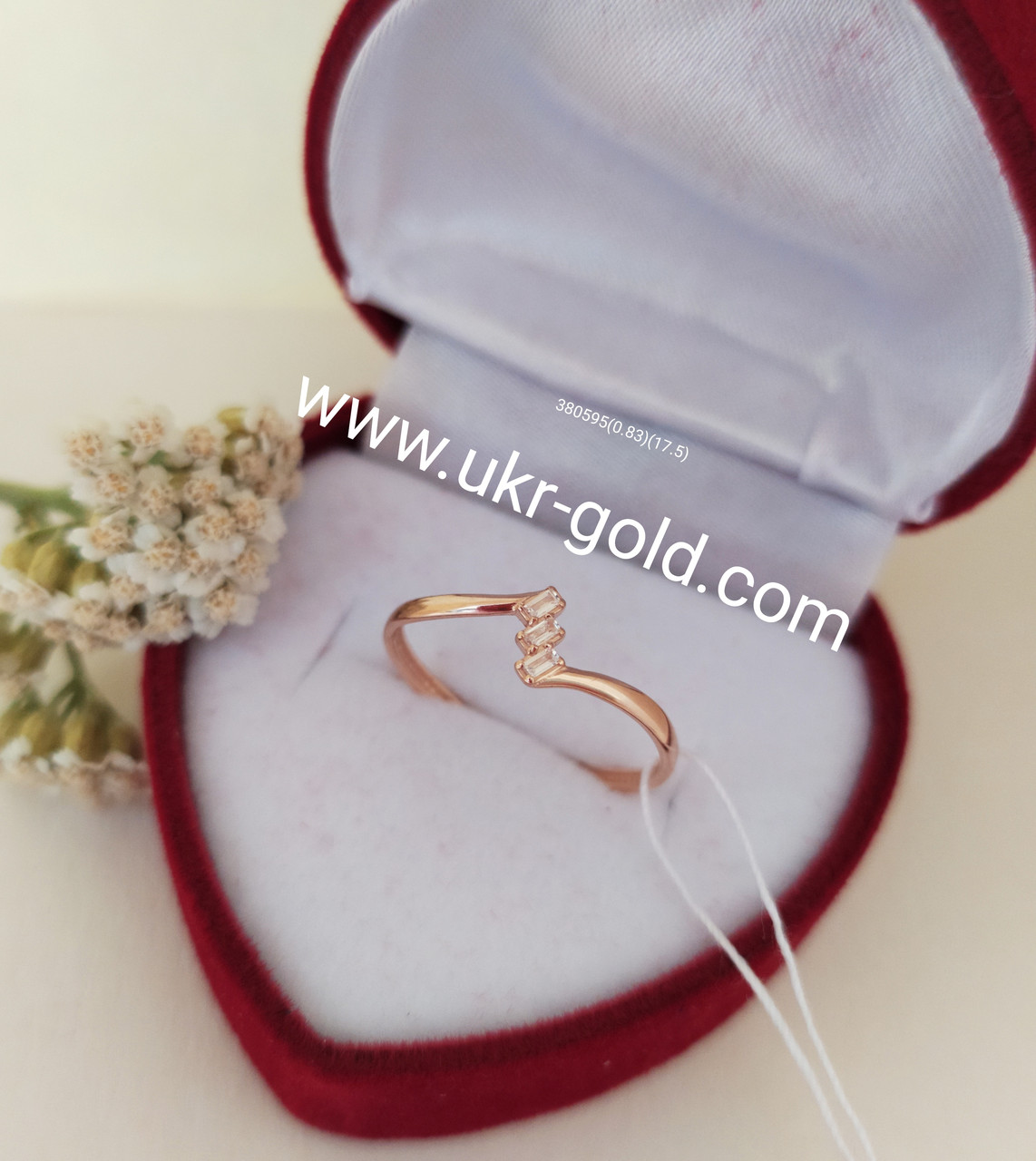 Золота каблучка 585 проби