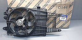 Дифузор радіатора охолодження в зборі оригінал FIAT 51738357