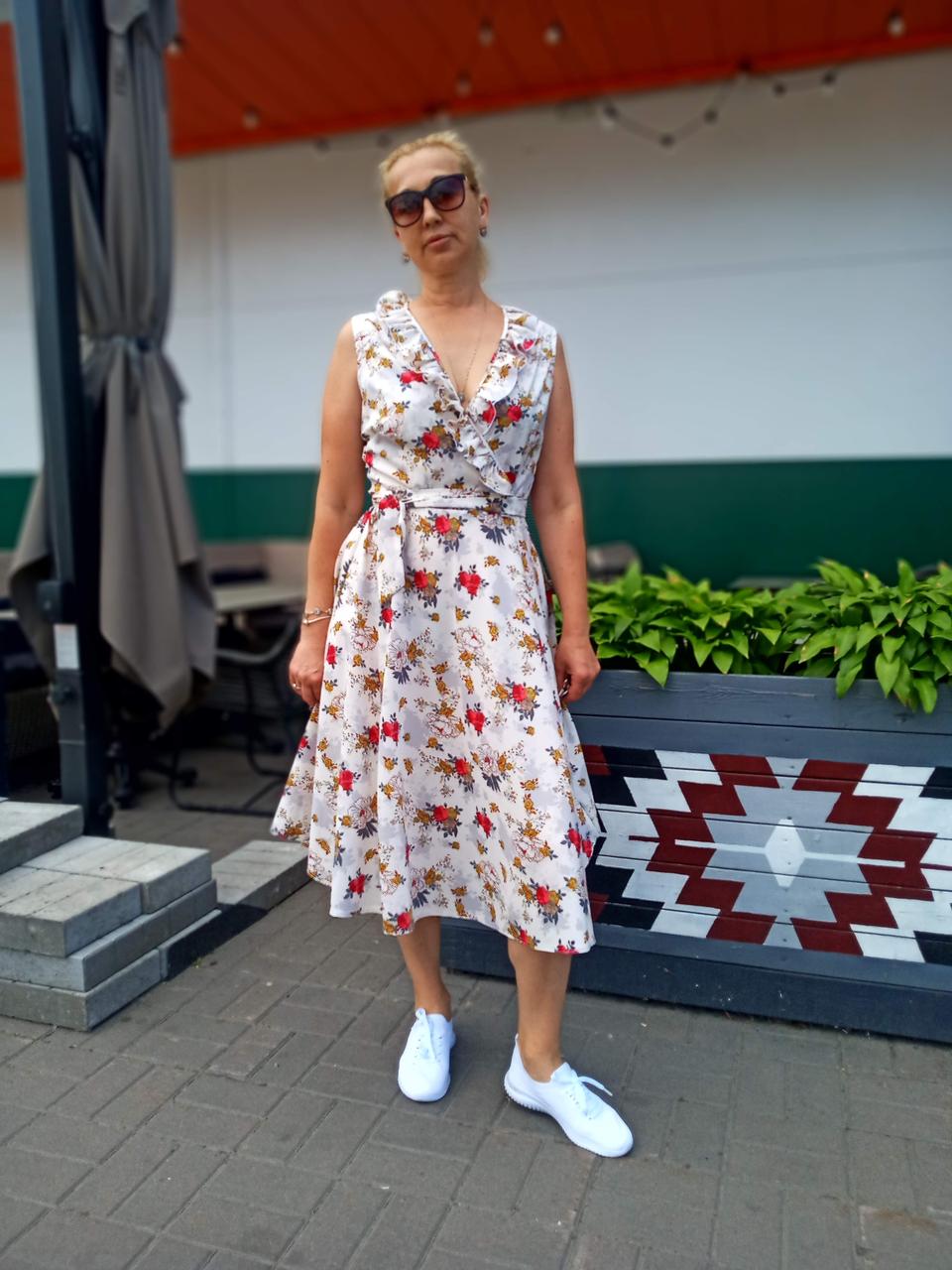 Плаття-міді з рюшами