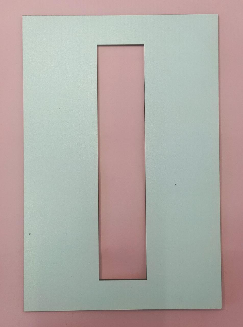 Трафарет літери "I"