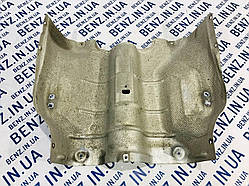 Захисний екран над центральним глушником Mercedes W164, X164 A1646824071