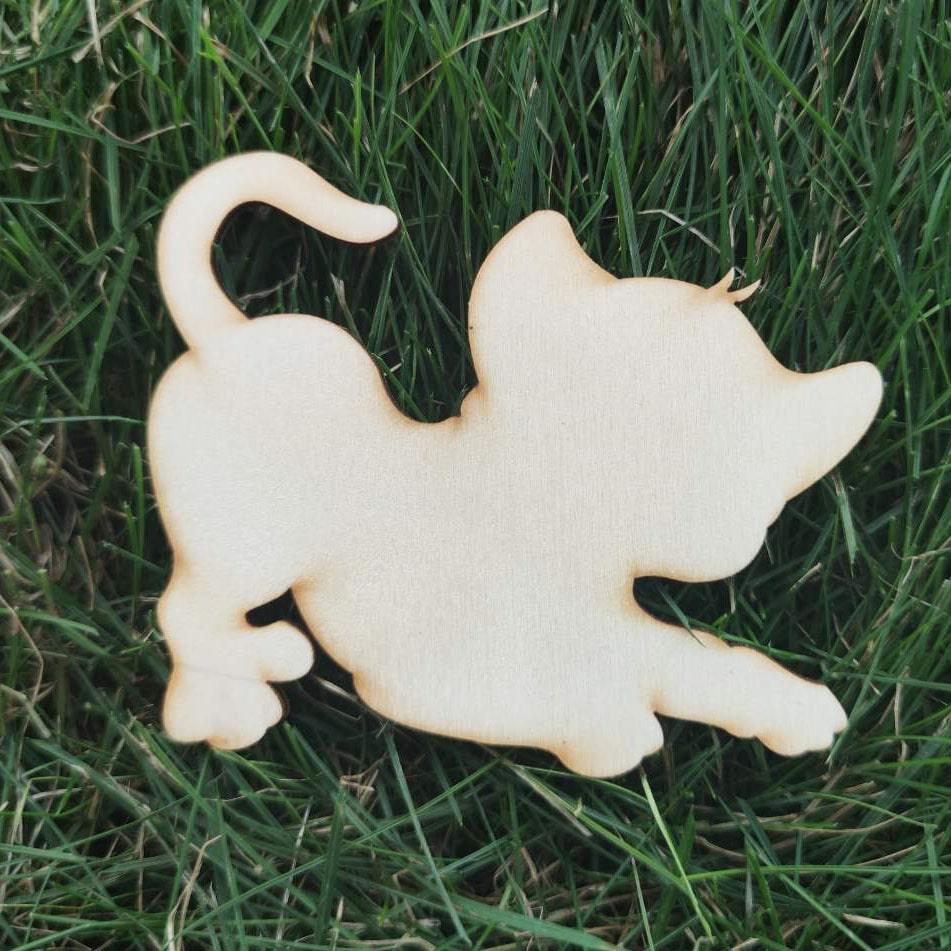 Заготовка під магніт "Тигреня лежить" фанера 9*8 см. |для декупажу |під декорування |для розпису