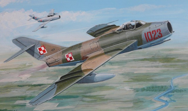 Пластикова модель 1/72 AZ model 7329 радянський винищувач MiG-17F / Lim-5, фото 1