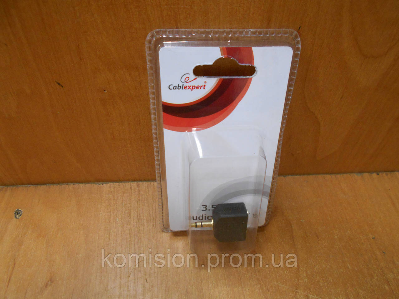 Переходник audio 3,5 на 3,5 x 2 Cablexpert