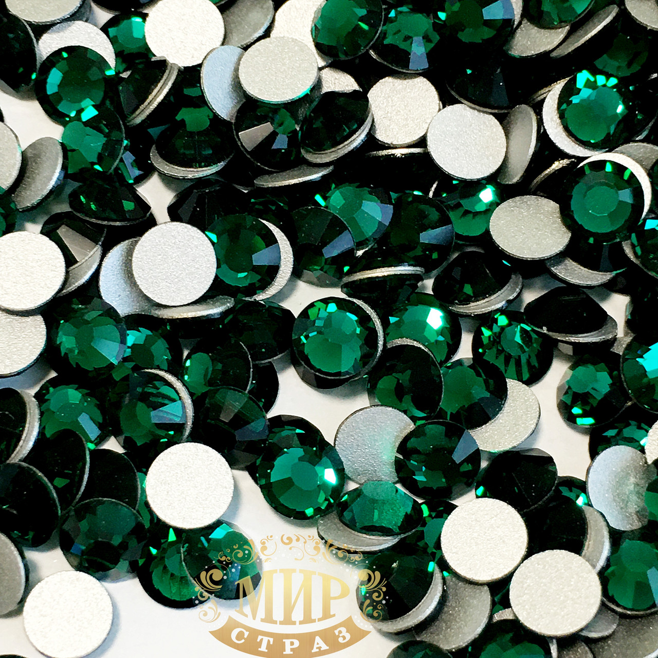 Камни Preciosa Emerald (нетермо) ss16 (3.8-4mm) - фото 2 - id-p1445478792